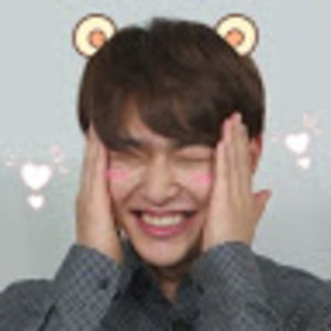 Meet your Posher, Ava